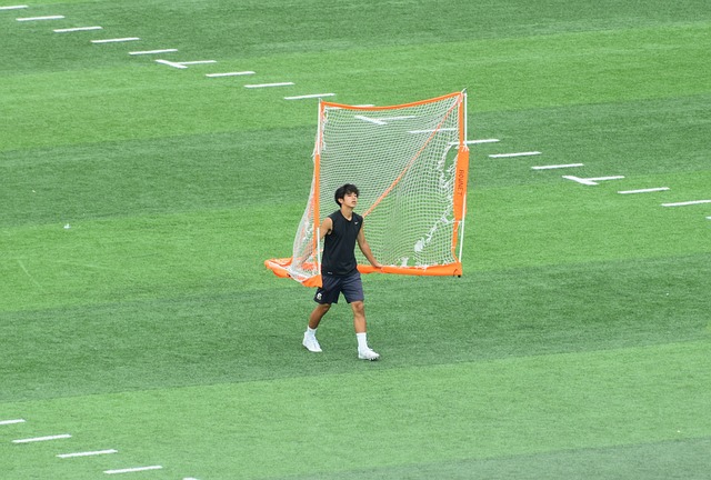 等方面